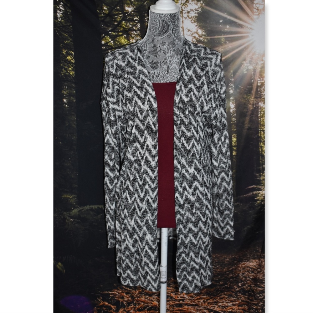 B&W Open Cardigan